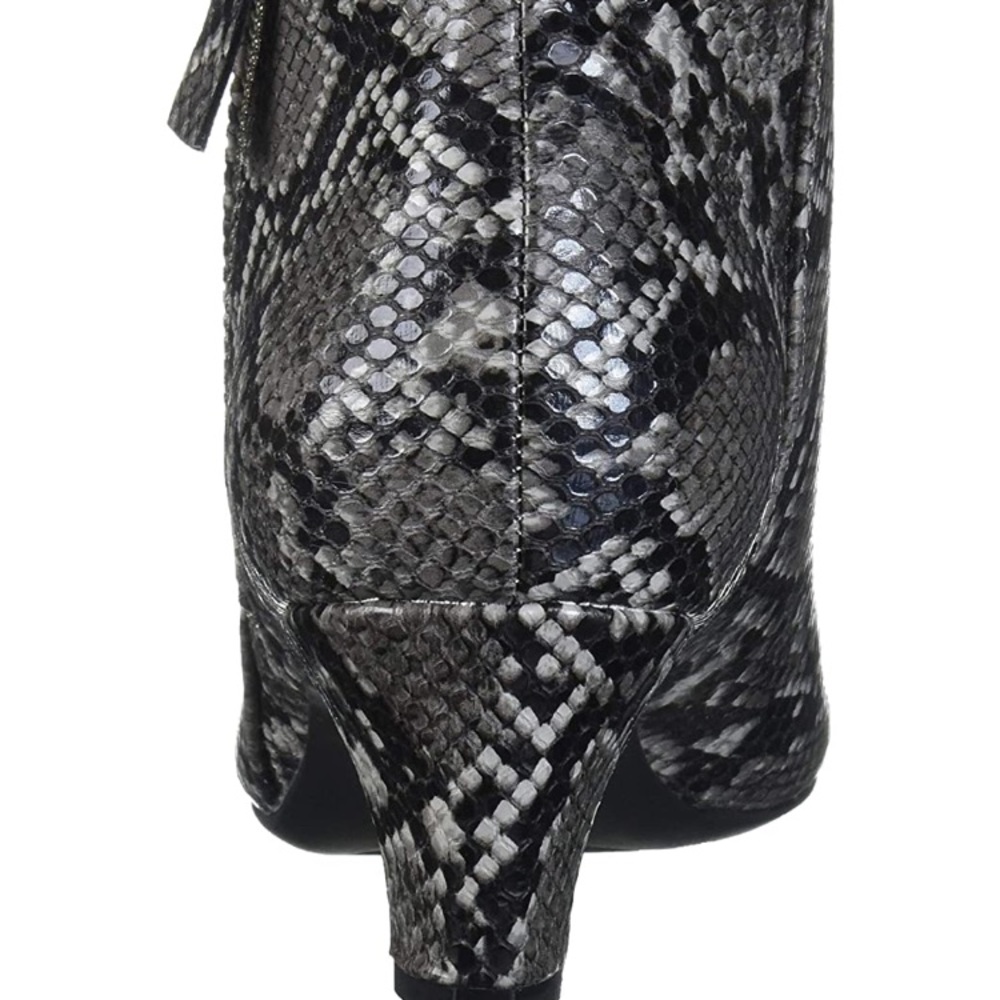 Snake print boot - Picture 4 of 7